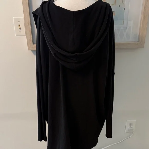 Athleta Black Hoodie Wrap Sweatshirt Size XL - Picture 5 of 7